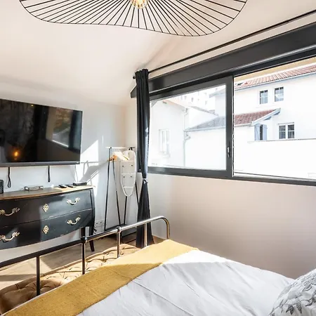 Le Cocon Des Artistes Apartamento Lyon